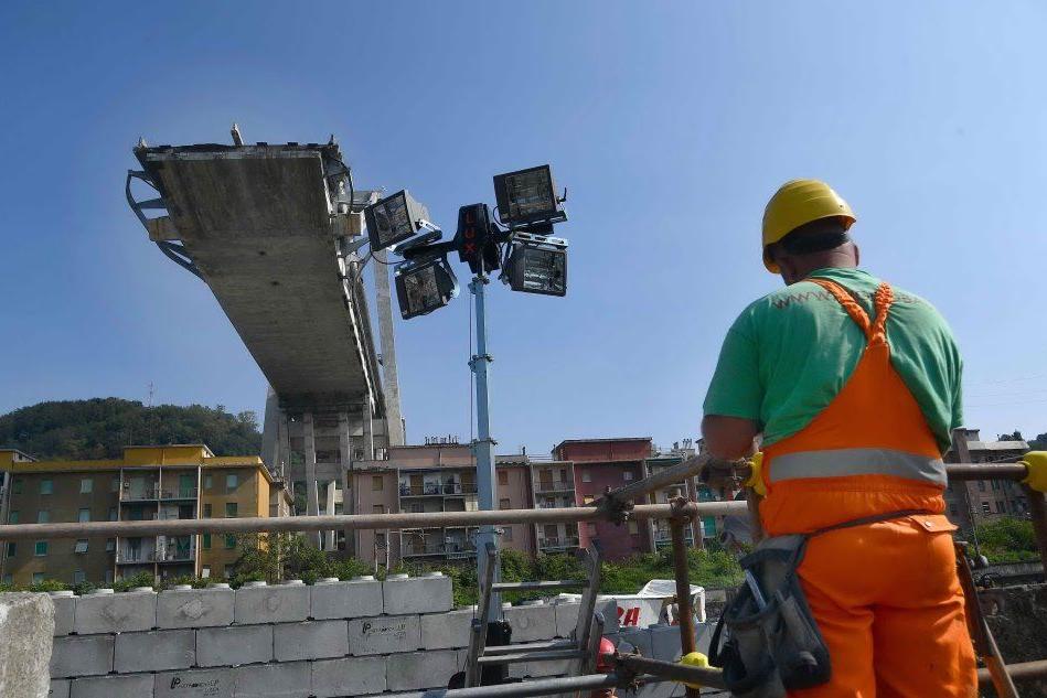 Crollo ponte Morandi: c'è un nuovo indagato al ministero dei Trasporti