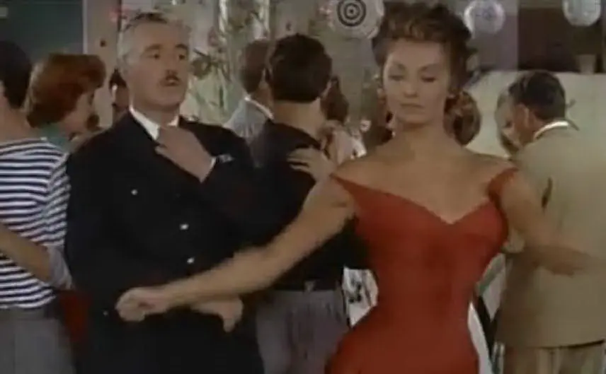 Con Sophia Loren in &quot;Pane, amore e...&quot; (foto Wikipedia)