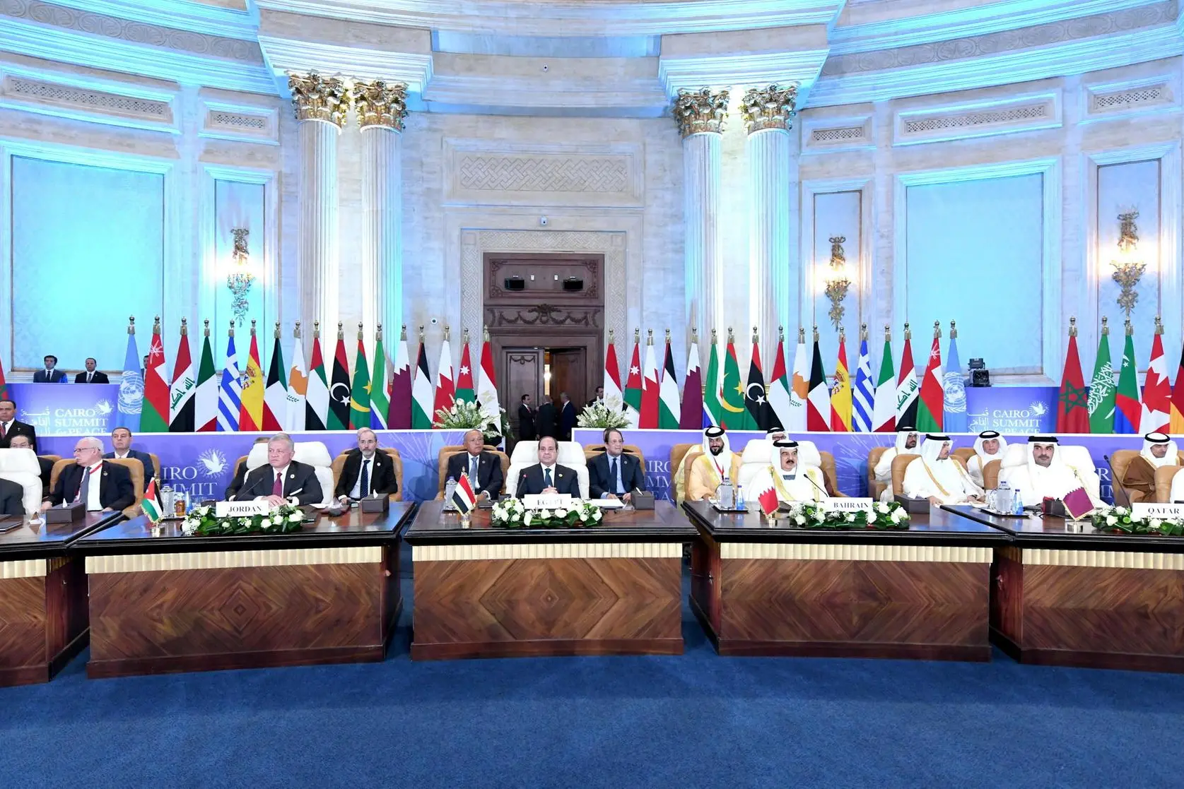 Il summit al Cairo (Ansa-Epa)