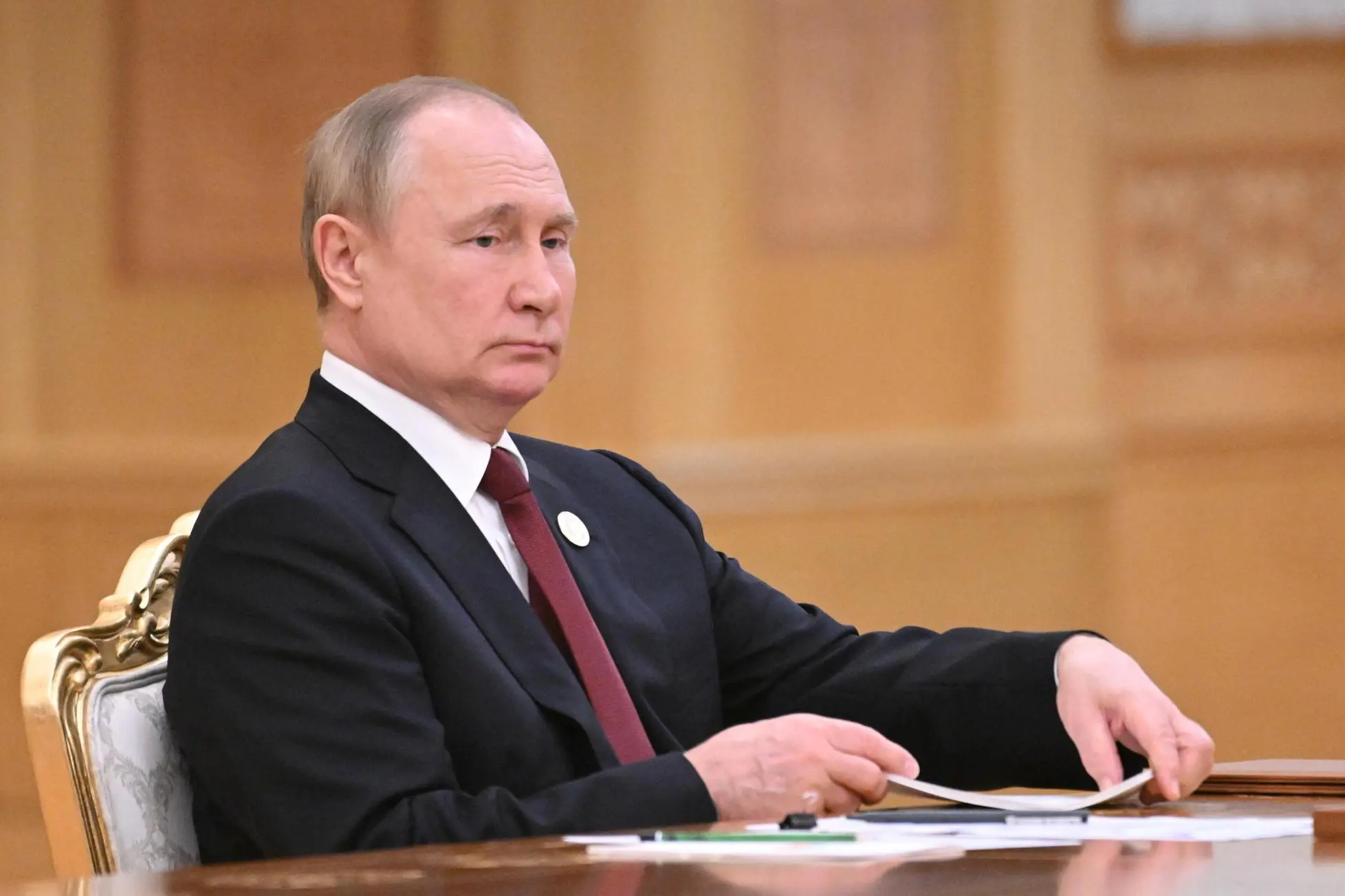 epa10041360 Russian President Vladimir Putin attends a meeting on the sidelines of the 6th Caspian Summit in Ashgabat, Turkmenistan, 29 June 2022. President of Azerbaijan Ilham Aliyev, President of Iran Ebrahim Raisi, Russian President Vladimir Putin and President of Kazakhstan Kassym-Jomart Tokayev are taking part in the summit at the invitation of Turkmen leader Serdar Berdimuhamedov. One of the main issues of the VI Caspian Summit is the organization of a transport corridor through the Caspian Sea. The Trans-Caspian route is the most optimal, fastest, and capable of becoming very active in terms of Russian exports to India, Pakistan, Indonesia, Malaysia and, on the other hand, to the Persian Gulf states. In the opposite direction, it will work for Russia to receive various imported goods. EPA/GRIGORY SYSOYEV / SPUTNIK / KREMLIN POOL MANDATORY CREDIT