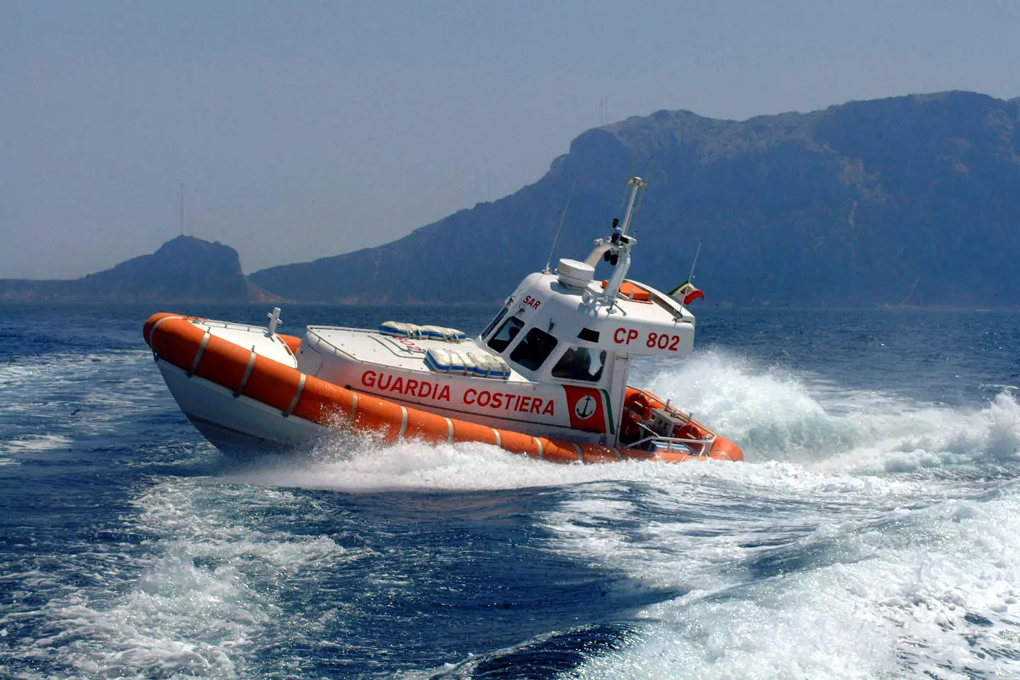 Una motovedetta della Guardia costiera di Olbia