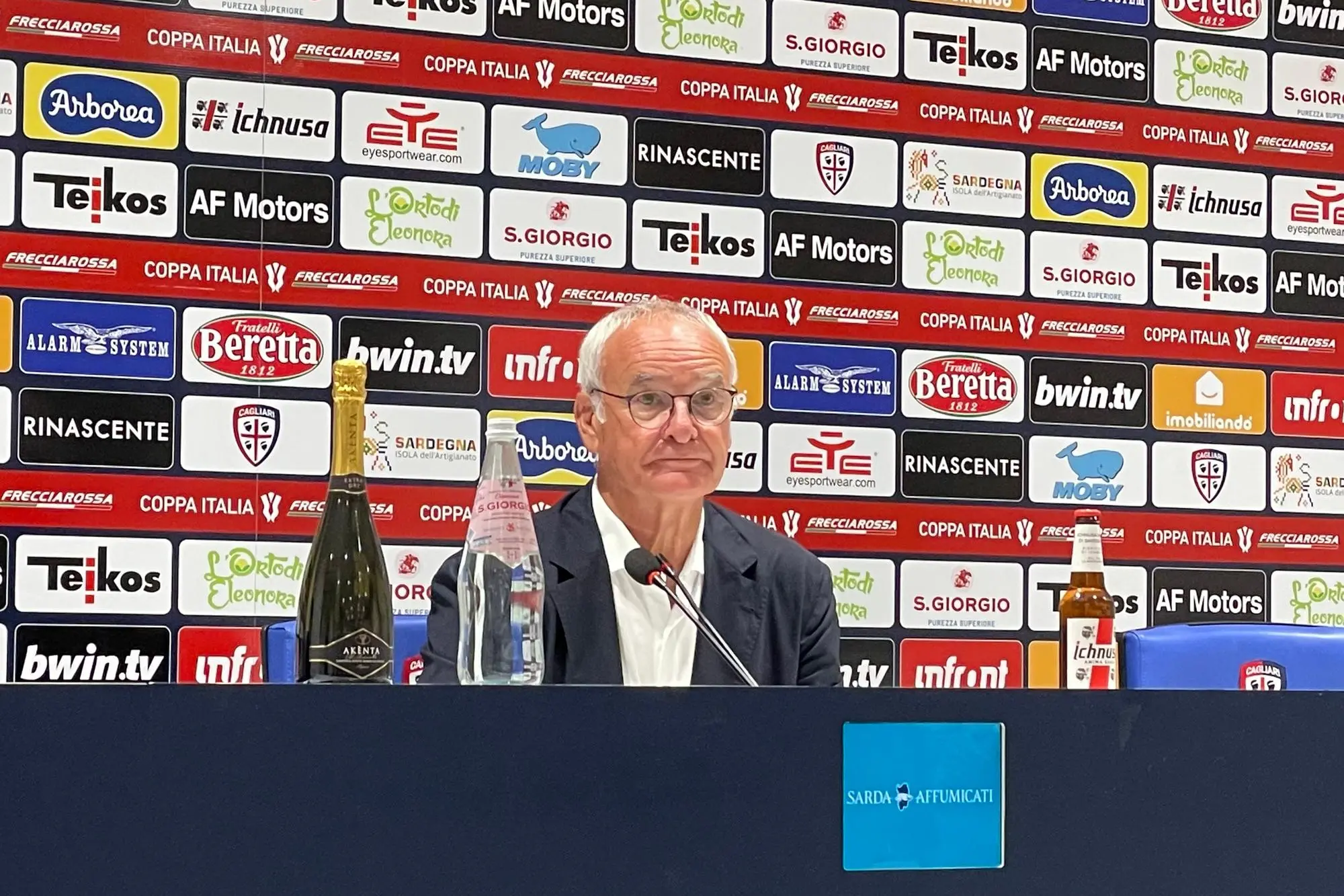 Claudio Ranieri in sala stampa dopo Cagliari-Palermo (foto Spignesi)