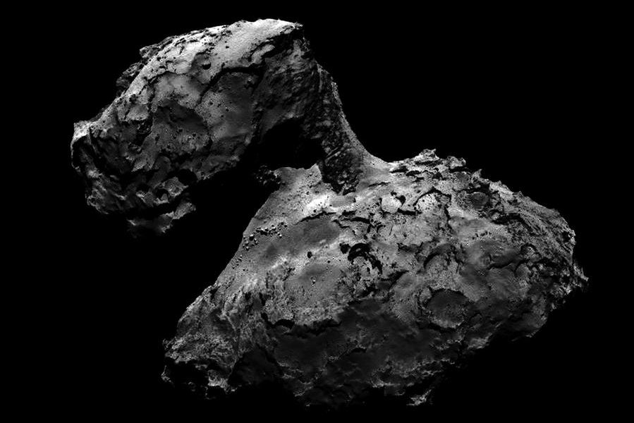 Il nucleo della cometa nello scatto dalla camera di navigazione (NAVCAM) a bordo della sonda Rosetta (foto @Inaf)