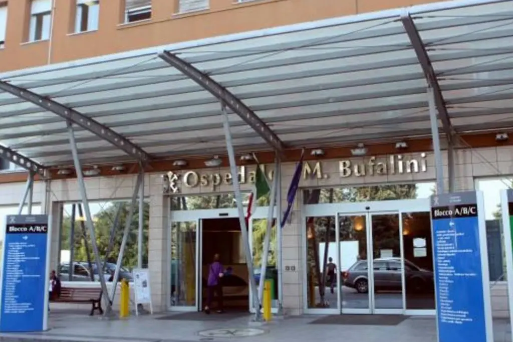L'ospedale Bufalini (Archivio L'Unione Sarda)