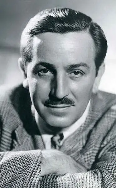 Walt Disney ha creato il personaggio (foto Ansa e Wikipedia)