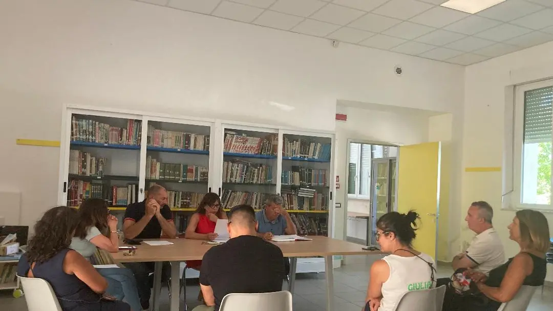 https://immagini.unionesarda.it/version/c:YjNiMjkzMDEtYThmYi00:MTQxYzkxOWQtNWU4Yi00/image.webp?f=16:9