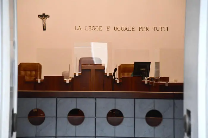 Un'aula del palazzo di Giustizia. Genova, 28 gennaio 2021 ANSA/LUCA ZENNARO