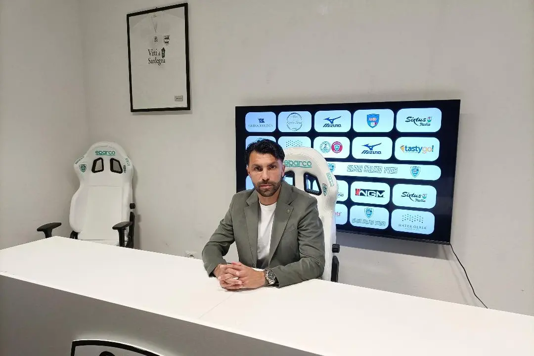 Il direttore dell’area tecnica dell’Olbia Manuel Gonzalez (foto Ilenia Giagnoni)