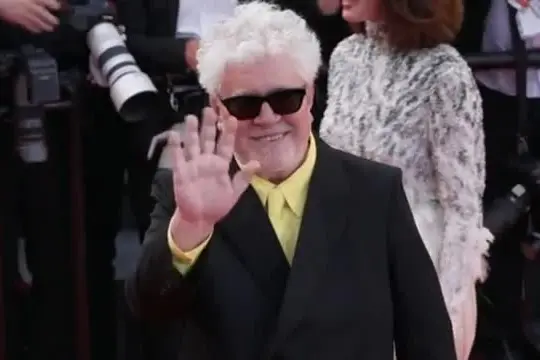 A Cannes applausi per Pedro Almodovar e i suoi alter ego