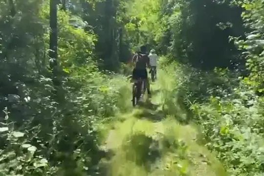 Umbria, in bici nella valle della Repubblica nata per errore