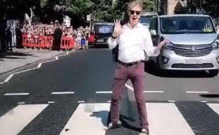 Nel 2018 Paul McCartney è tornato a farsi immortalare sulle strisce pedonali di Abbey Road