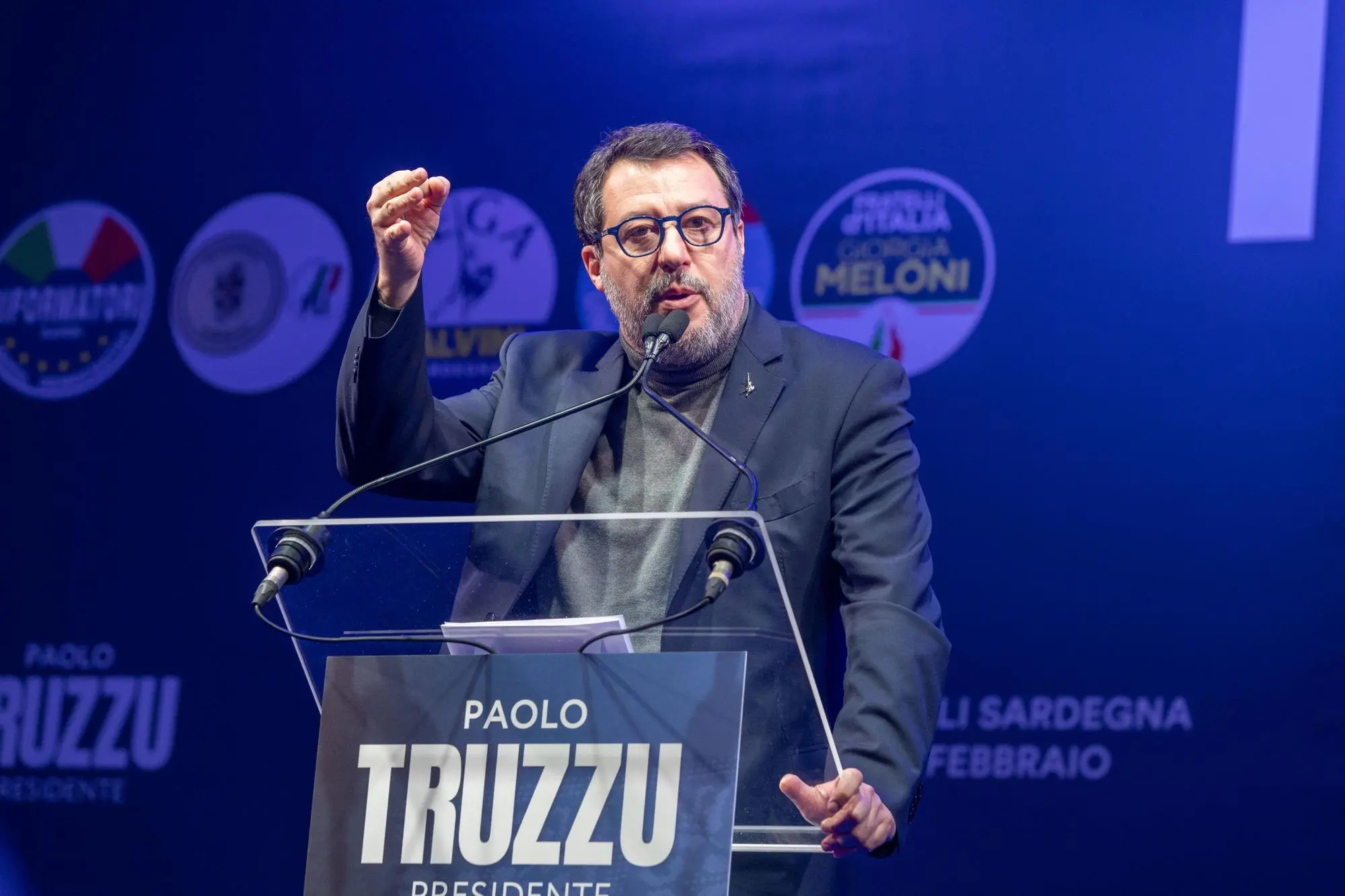 Matteo Salvini a Cagliari per la chiusura della campagna elettorale di Paolo Truzzu (Ansa)