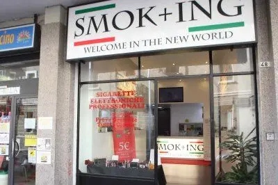 A Cagliari va di moda "svappare"Spopola la sigaretta elettronica 