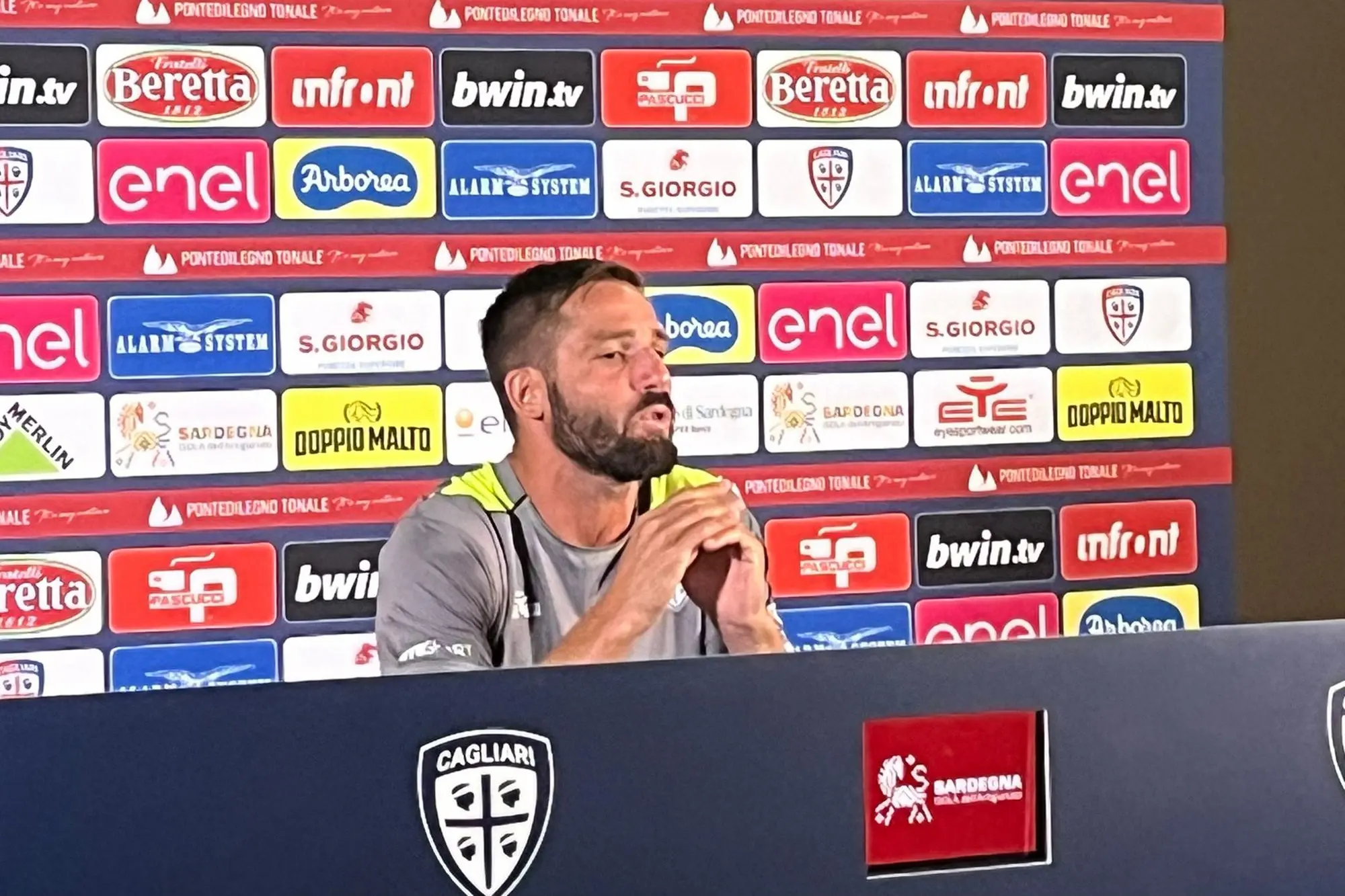 Leonardo Pavoletti in conferenza stampa dal ritiro di Temù