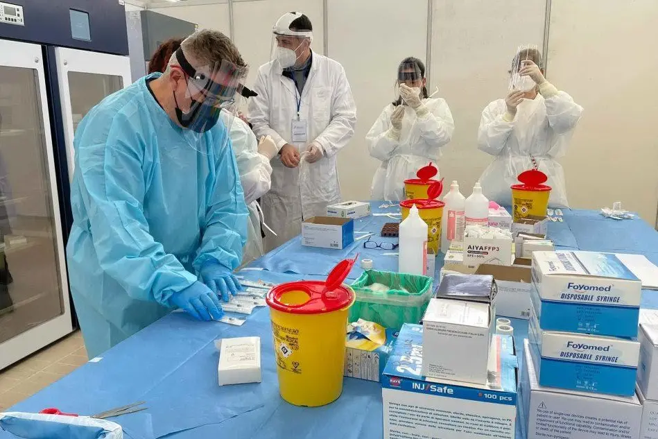Vaccinazioni nel Nord Sardegna (L'Unione Sarda - Deidda)