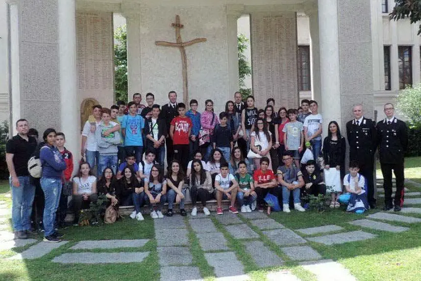Gli studenti di Laconi in visita alla Legione di Cagliari