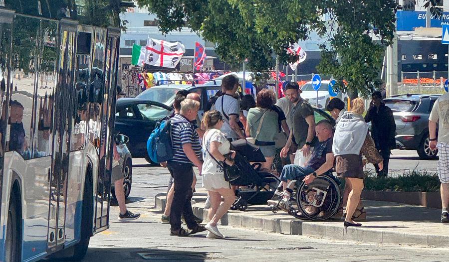 Commercianti delusi: «Chi arriva è allibito, che immagine diamo?»