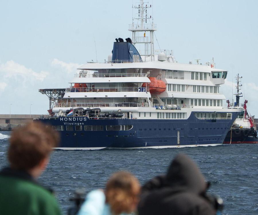 Sbarco finito ma due casi negli Usa