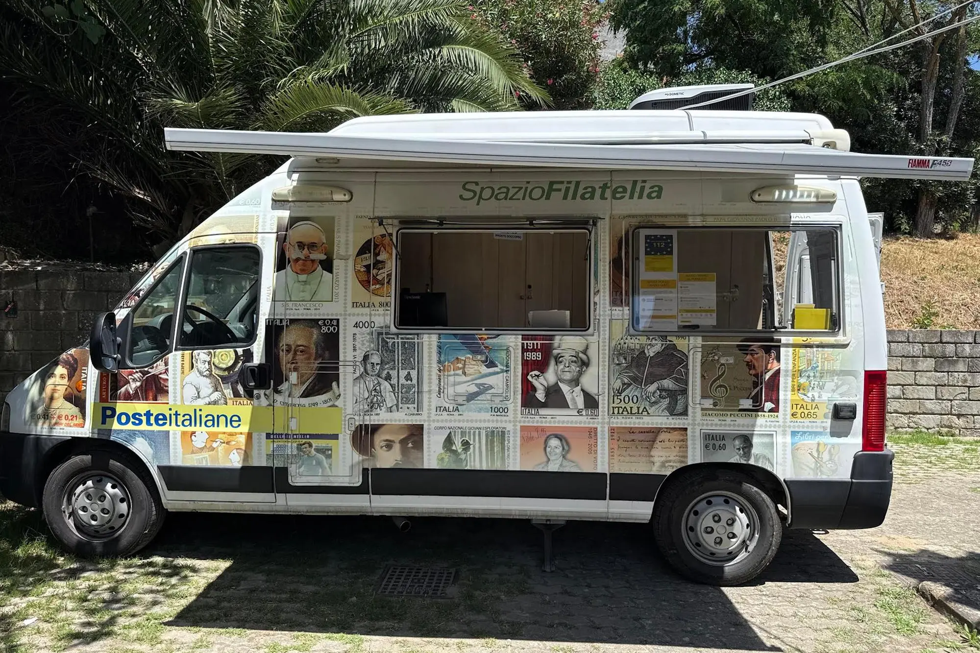 L'ufficio postale mobile (Foto concessa)