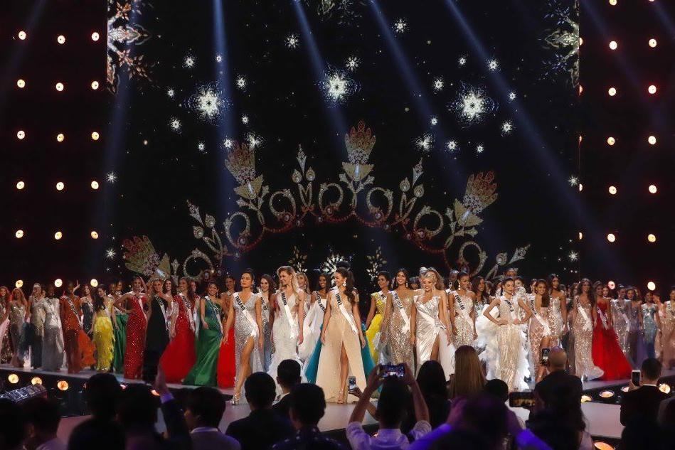 Miss Universo 2018: le donne più belle del mondo sfilano a Bangkok