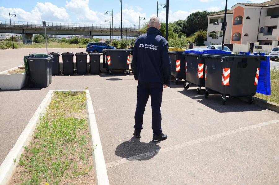 Sei ecocentri contro rifiuto selvaggio