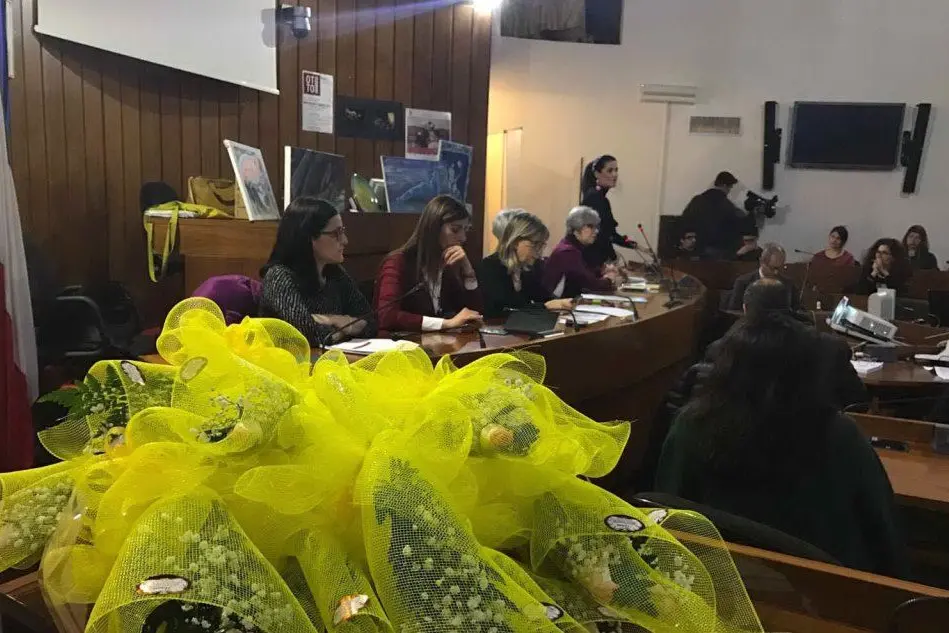 L'incontro in aula consiliare