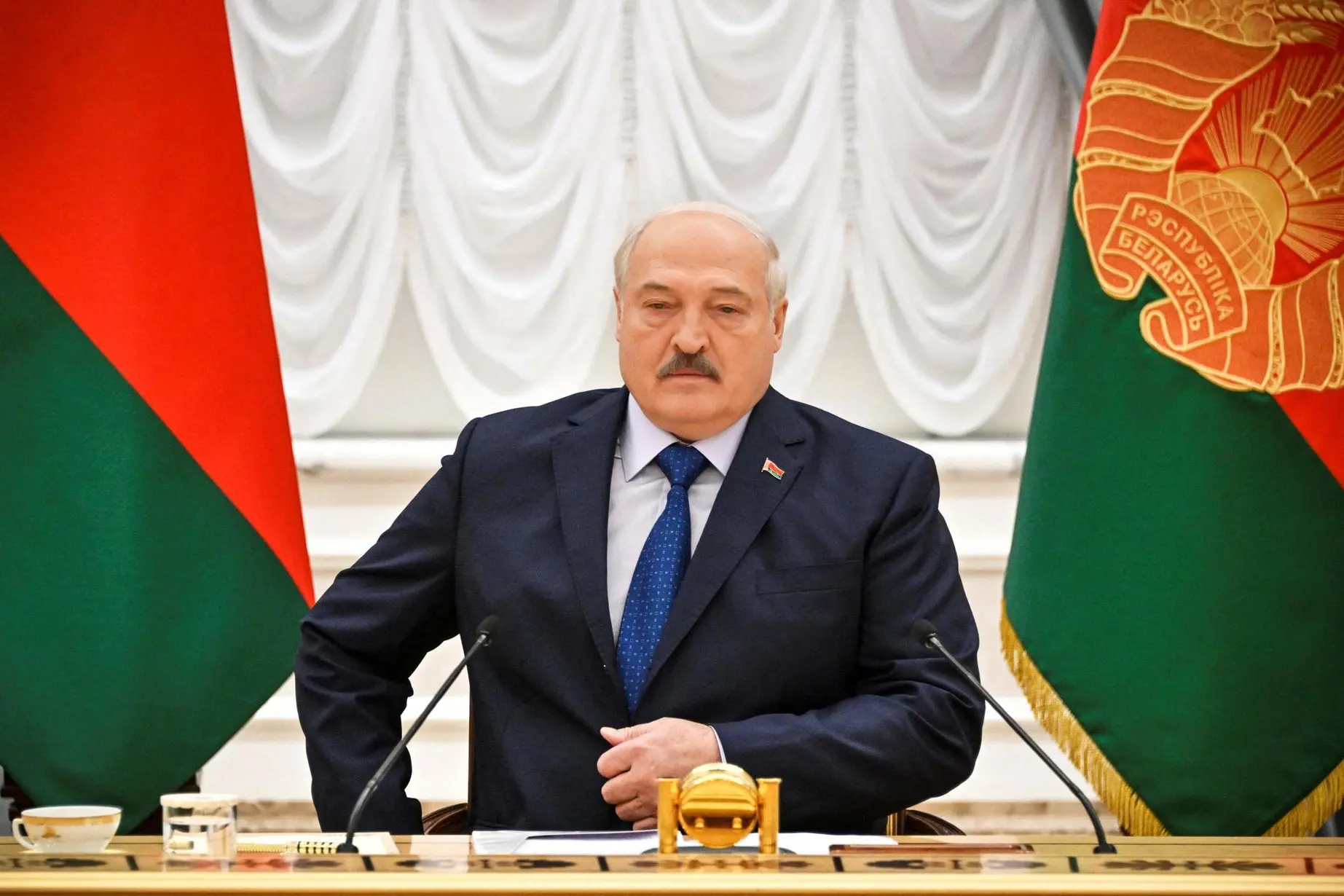 Belarus' President Alexander Lukashenko meets with foreign media at his residence, the Independence Palace, in the capital Minsk on July 6, 2023. Wagner chief Yevgeny Prigozhin is still in Russia, Belarus's president said on July 6, 2023, despite a deal with the Kremlin for him to move to Belarus following his failed insurrection last month. (Photo by Alexander NEMENOV / AFP)