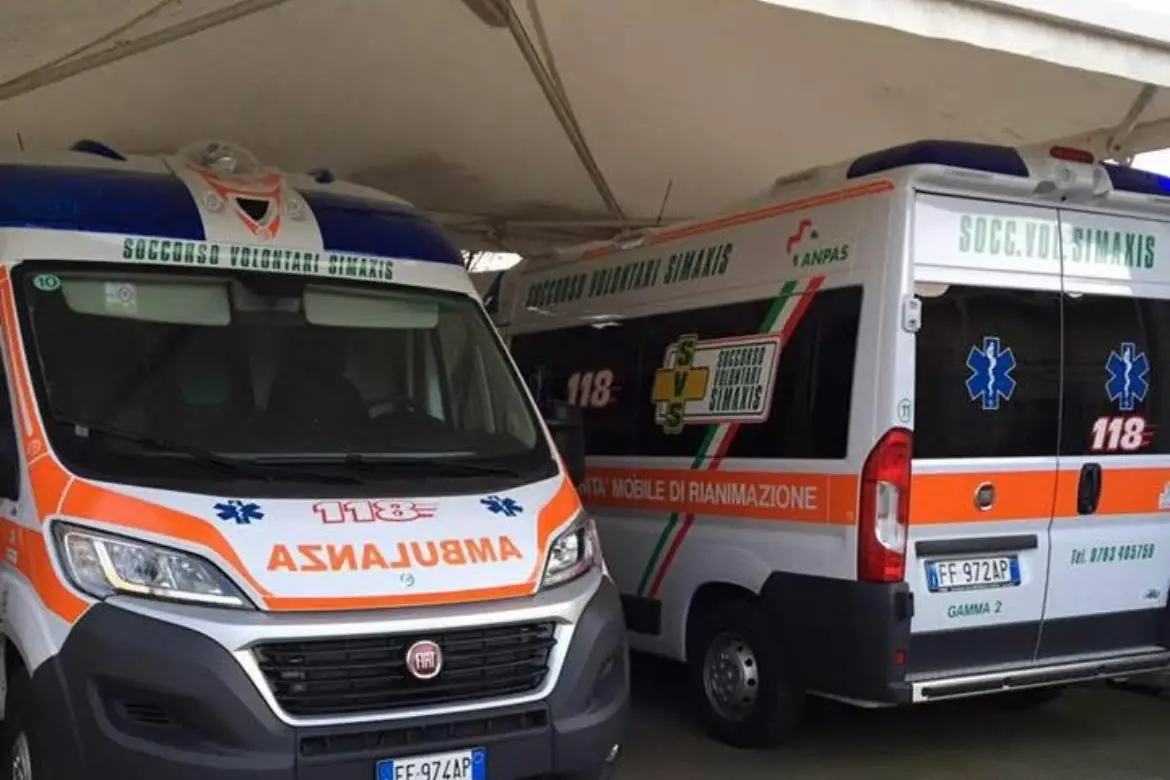 Le ambulanze a Simaxis (foto concessa)