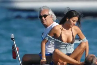 Flavio Briatore e Elisabetta Gregoraci durante una gita in barca