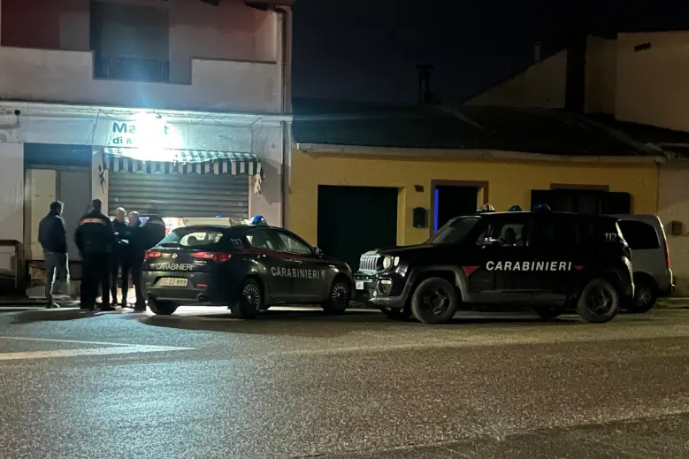 I carabineri sul posto (Foto Valeria Pinna)