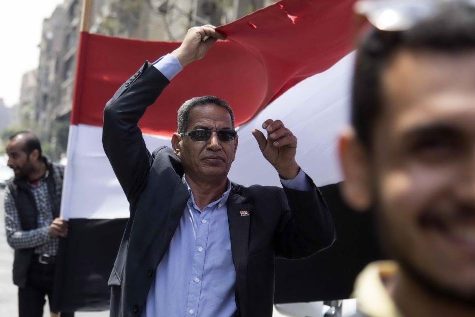 Egitto, urne aperte per dare più poteri ad Al Sisi