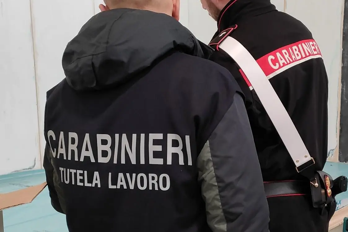 I carabinieri del nucleo Ispettorato del lavoro