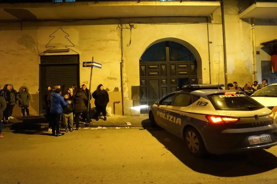 La polizia sul posto (Ansa)