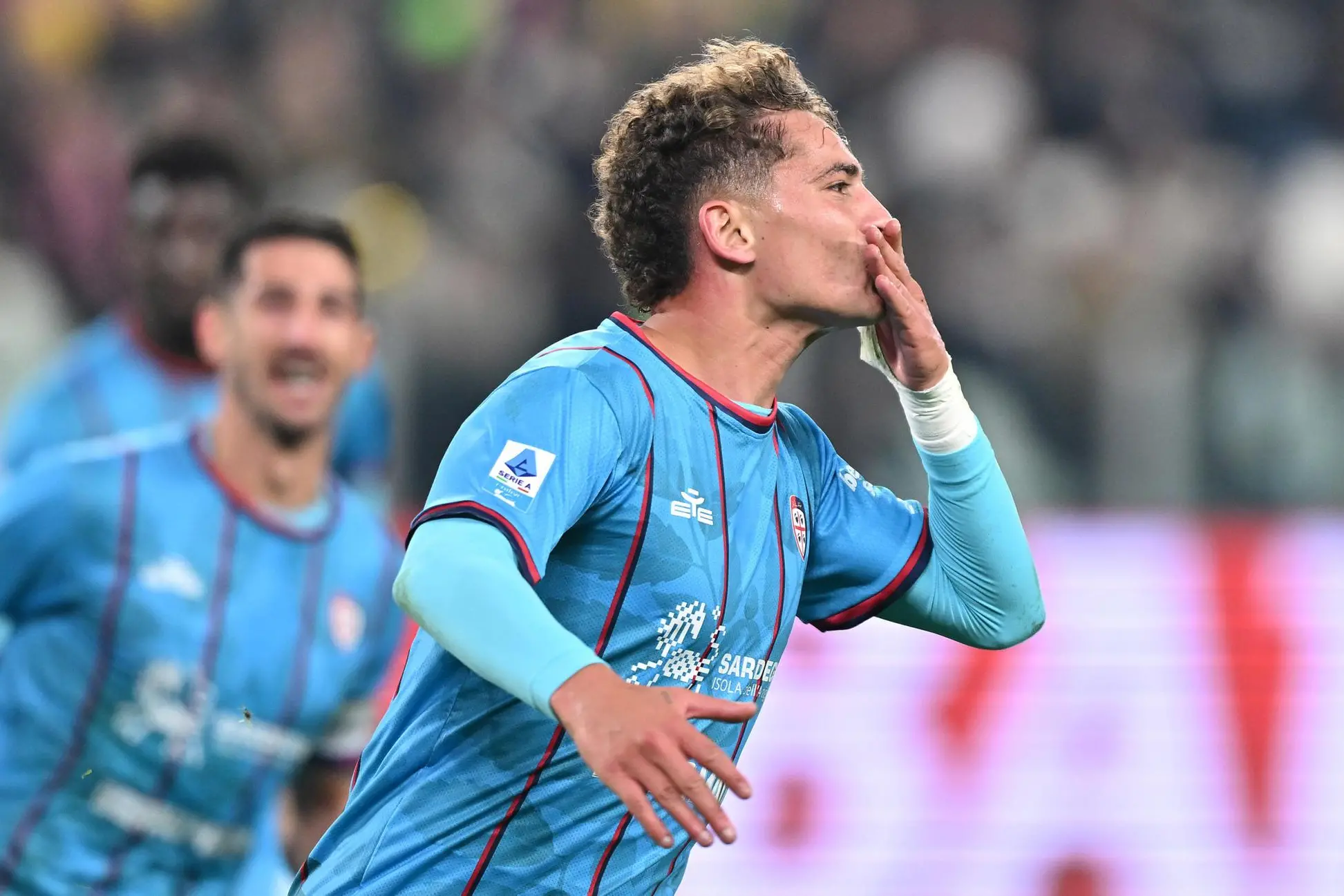 Sebastiano Esposito, attaccante del Cagliari (foto Ansa)