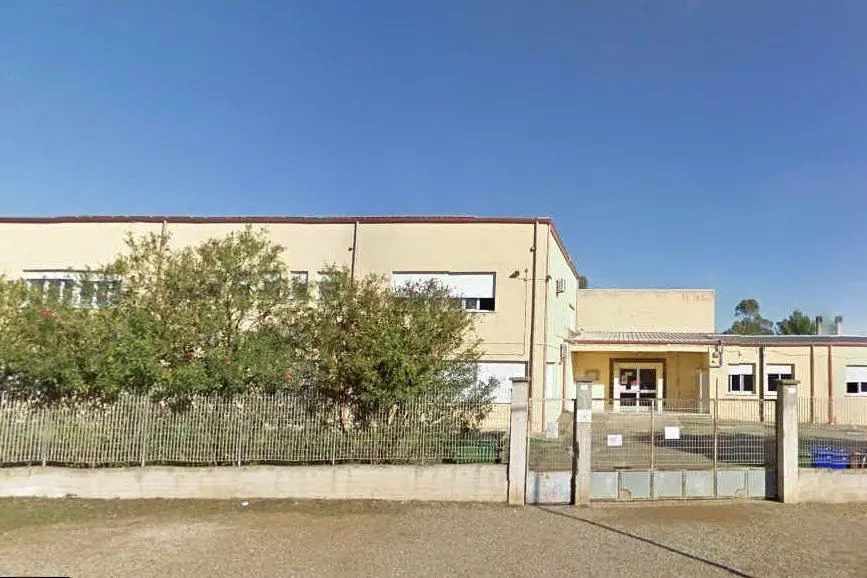 La scuola di via Quasimodo a Siliqua (foto Google Maps)