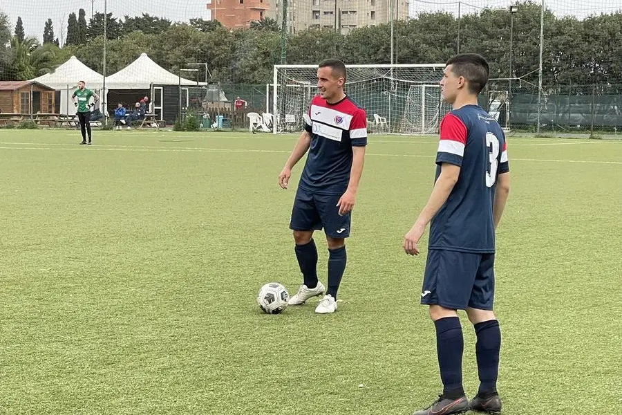 Alberto Usai, centrocampista della Ferrini che ha deciso la partita con l'Idolo (foto Riccardo Spignesi)