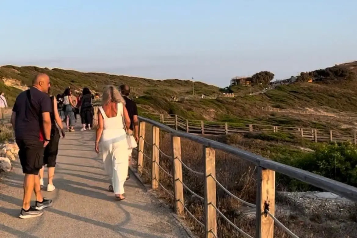 La strada che conduce a Tharros (foto Sara Pinna)