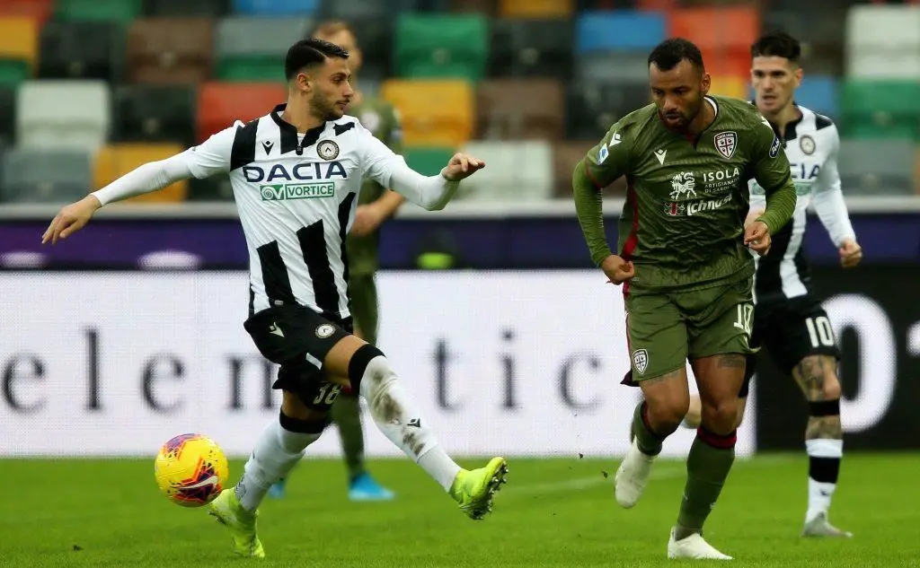 Mandragora contro Joao Pedro (Ansa)