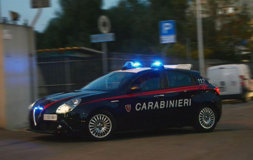 Dolianova, perseguita i familiari per avere soldi: arrestato