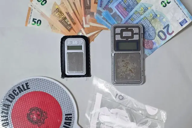 Droga e soldi sequestrati