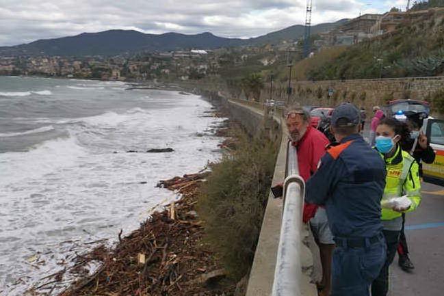 Il maltempo flagella il nord Italia, individuato un sesto cadavere in Liguria