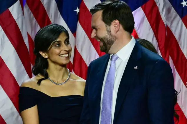 Usha e J.D. Vance (Ansa)