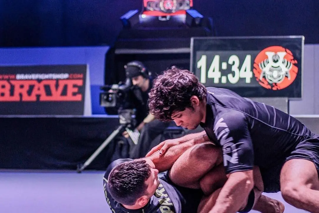 Il campione Fabricio Andrey durante un combattimento (foto Instagram Honor Submission Challenge)