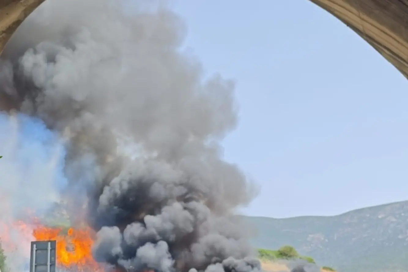 Morti e fiamme: inferno sulla 125