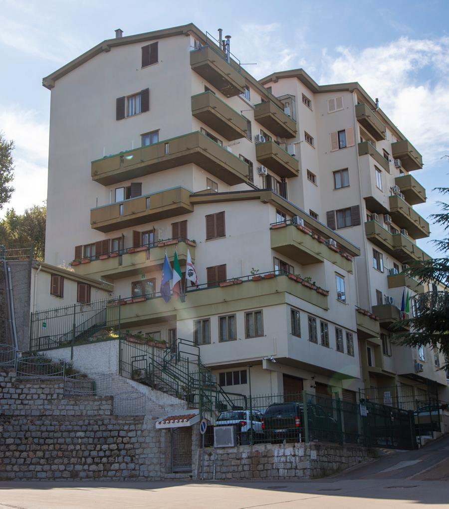 Direzione amministrativa, un mese di blackout