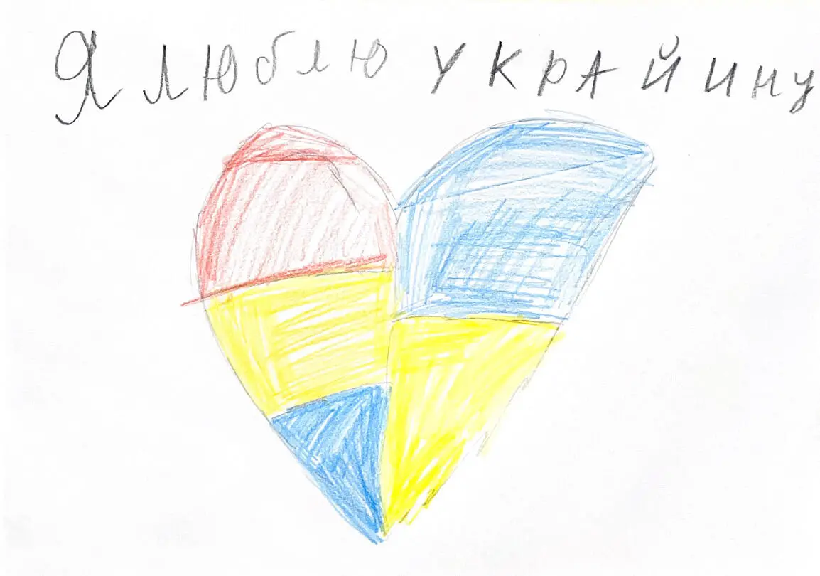 Il disegno di un bambino ucraino fuggito in Romania (foto diffusa da Save the Children)