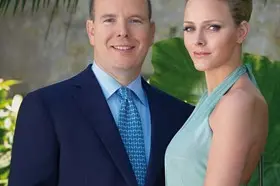 Alberto e Charlene di Monaco (Ansa)
