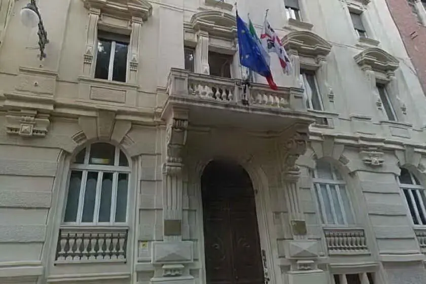 Il municipio (archivio L'Unione Sarda)
