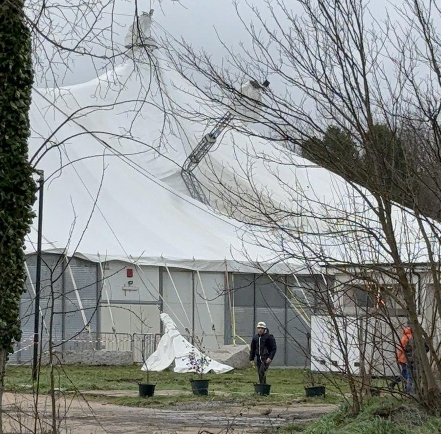 Parco Tenda di Tempio, i Vigili del Fuoco chiudono e isolano la tensostruttura
