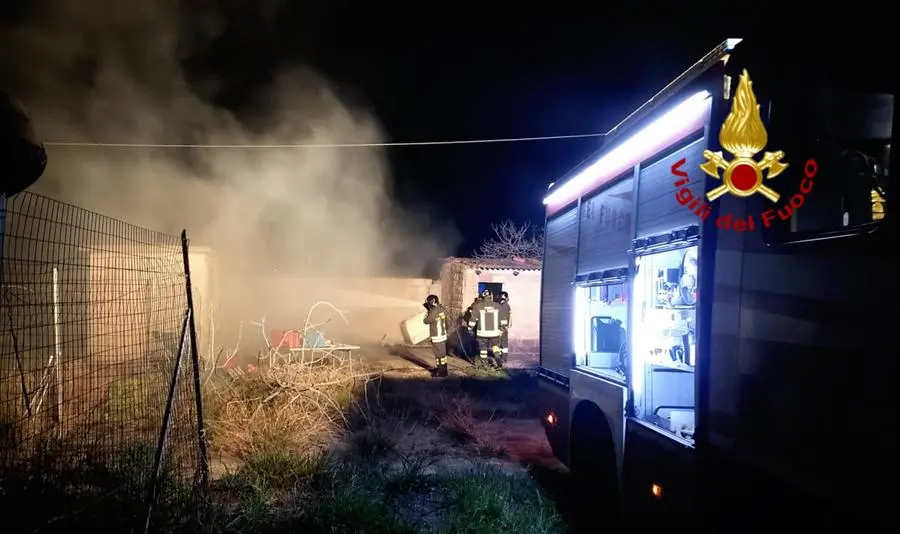 (foto vigili del fuoco)